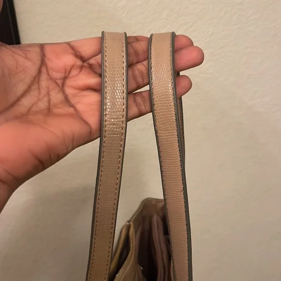 Tutilo please check all picture of condition - Picture 14 of 17